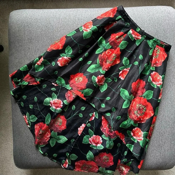 My Mi’chelle Floral High Low Skirt Large - Picture 1 of 8